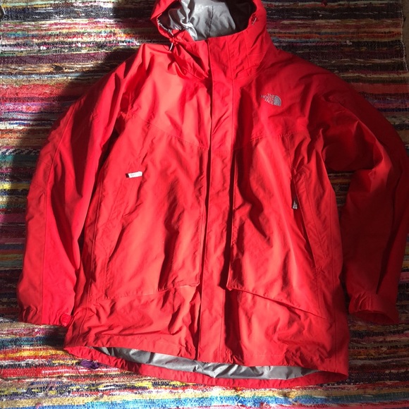 The North Face Men’s Hyvent Red Coat XL - Picture 8 of 9